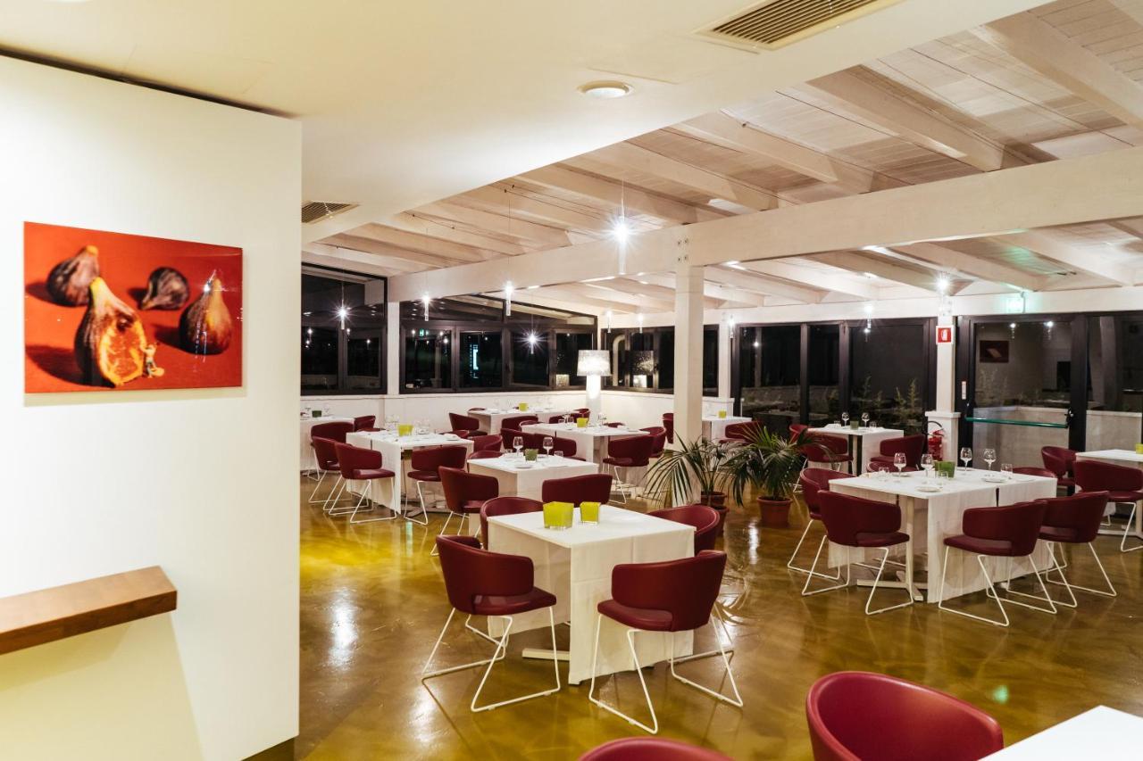Unaway Hotel 파브로 외부 사진
