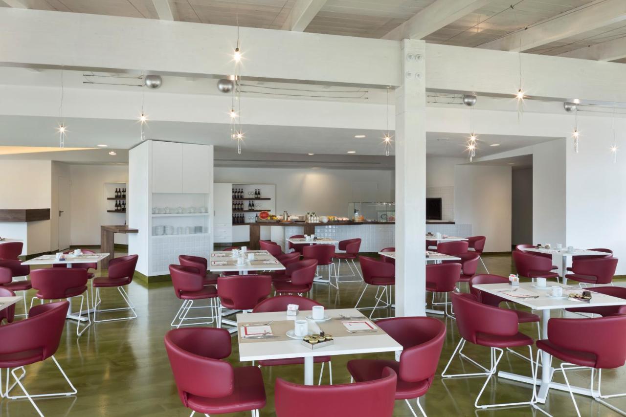 Unaway Hotel 파브로 외부 사진